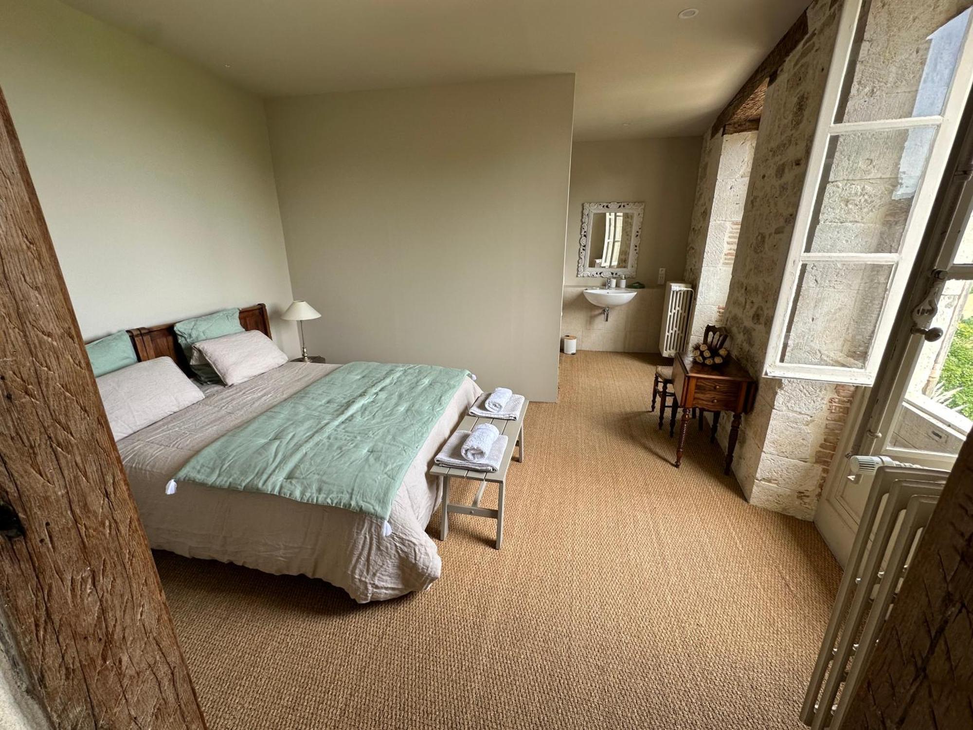 Les Trois Terrasses Bed & Breakfast Montpezat-de-Quercy ภายนอก รูปภาพ